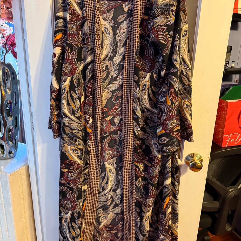 Elegant Multicolor Paisley Maxi Dress